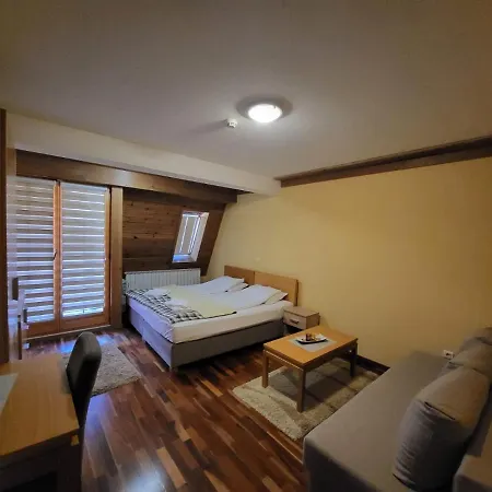 דירה Apartman 311 - U Sklopu Hotela Vucko - Private Host